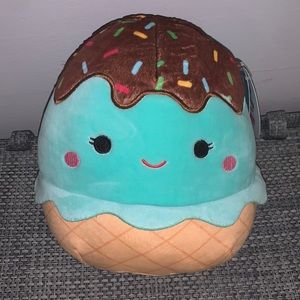8 inch Maya the Icecream Squishmallow